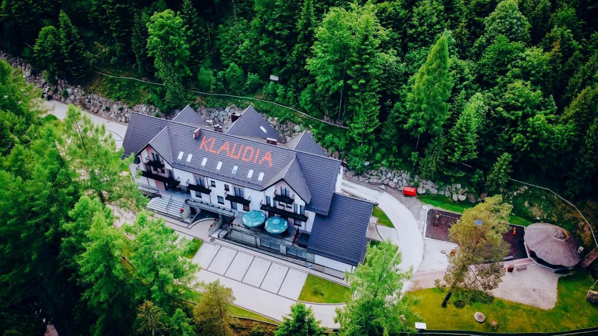 Hotel Klaudia Juszczyn Exterior foto
